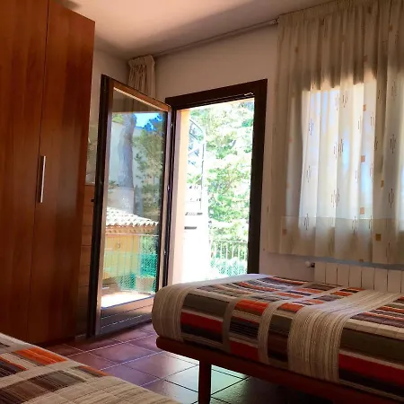 Вилла В Испанском Стиле В 200 Метрах От Пляжа. Villa Sant Antoni De Calonge
